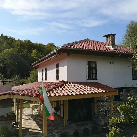 Hébergement de vacances ножери Tryavna